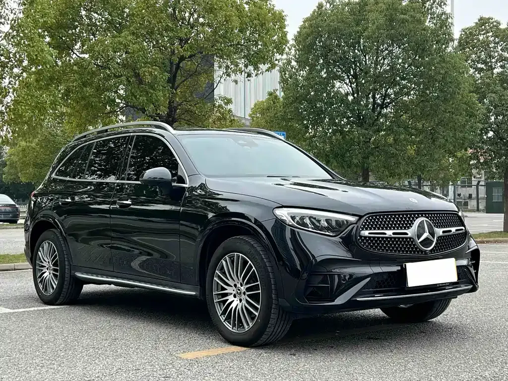 Mercedes-Benz GLC — фото 9
