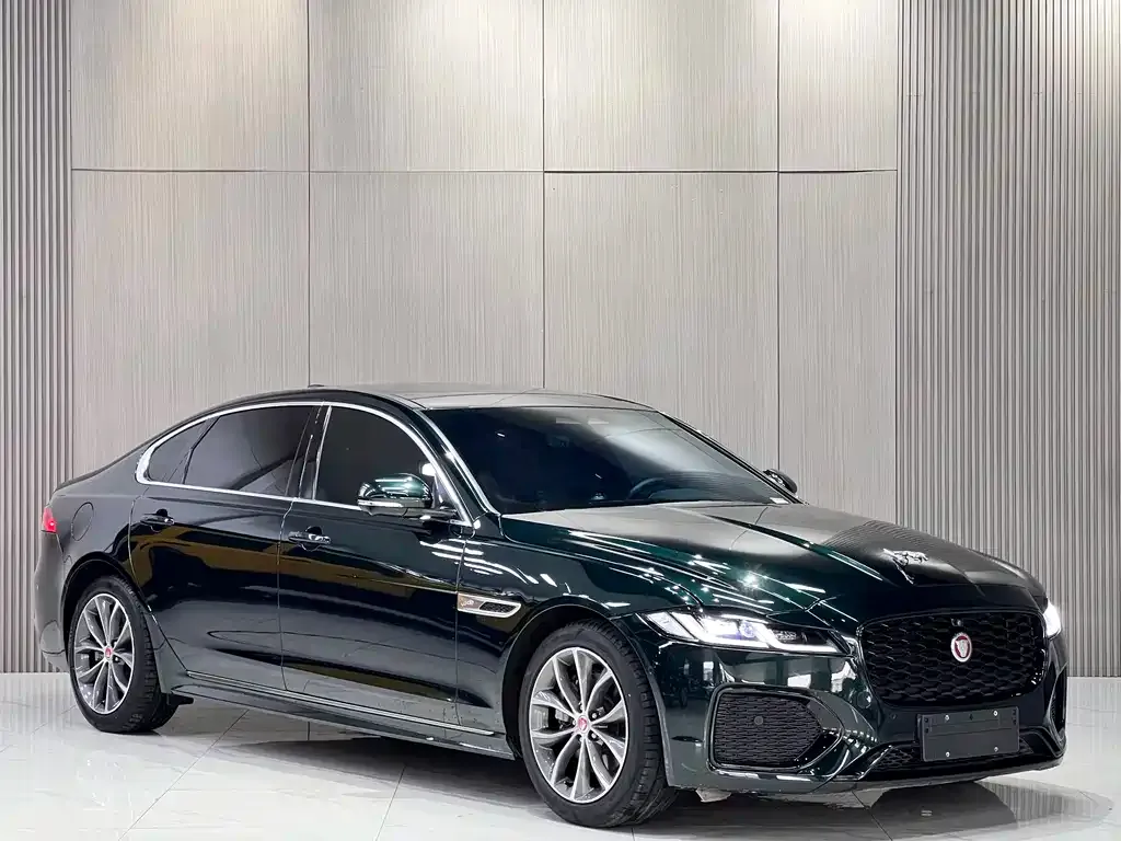Jaguar XFL — фото 4