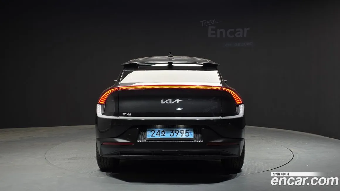 Kia EV6 — фото 2