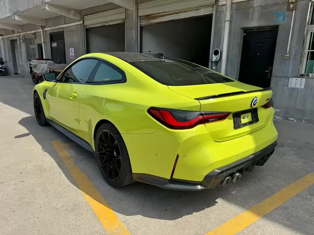 BMW M4 — фото 4