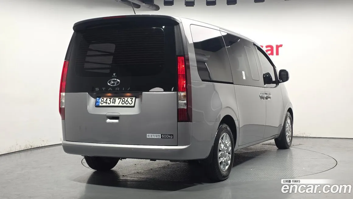 Hyundai Staria — фото 3