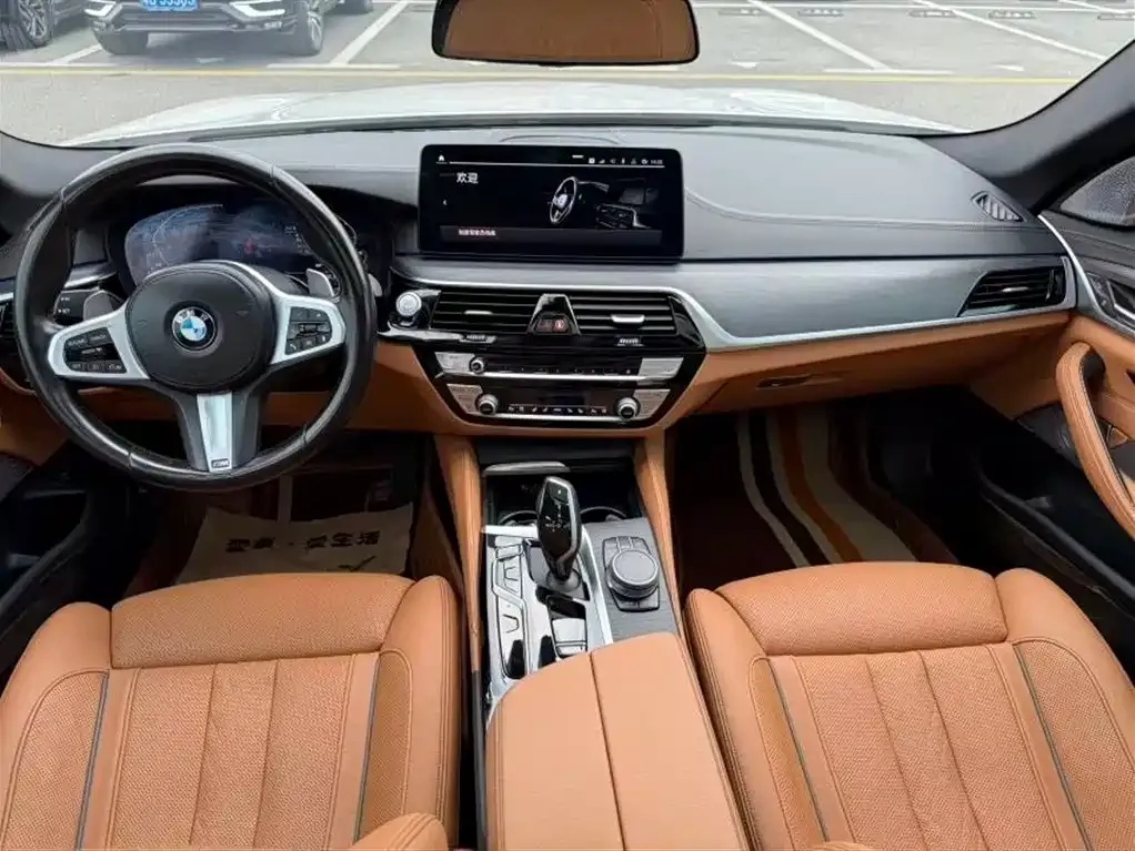 BMW 5 Series — фото 4