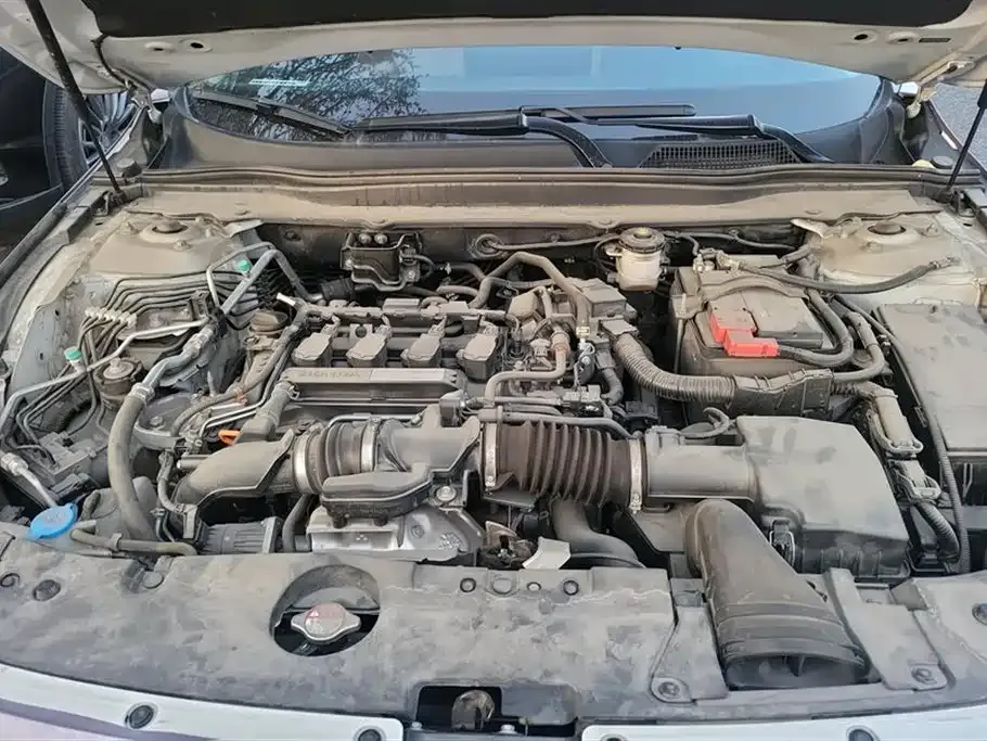 Honda Accord — фото 9