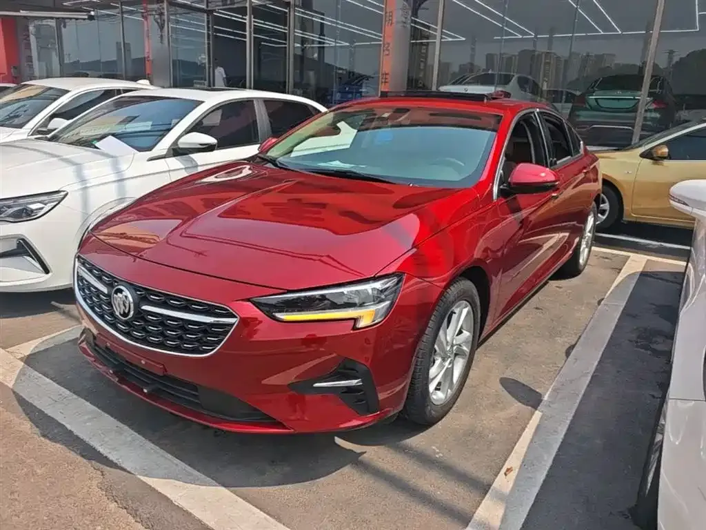 Buick Regal — фото 1