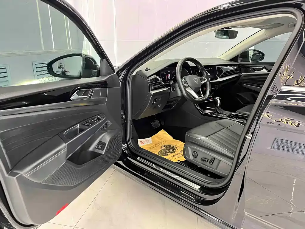 Volkswagen Passat — фото 7