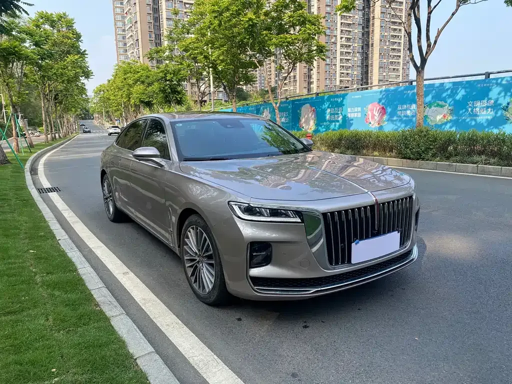 Hongqi H9 — фото 1