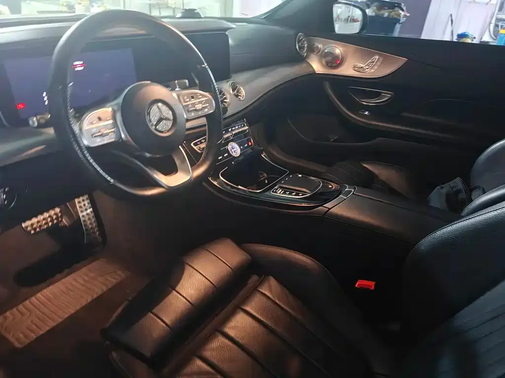 Mercedes-Benz E-Class (Import) — фото 2
