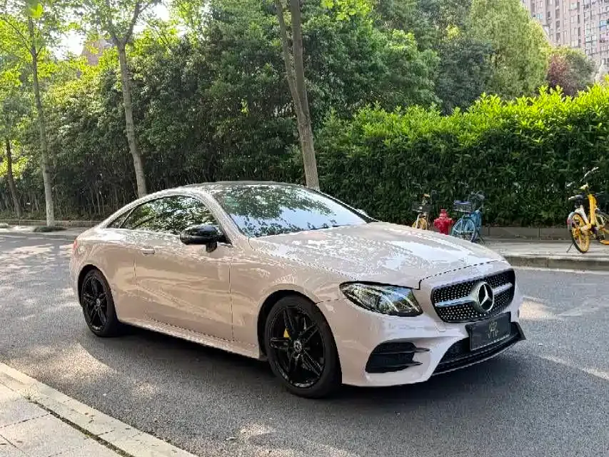 Mercedes-Benz E-Class (Import) — фото 9