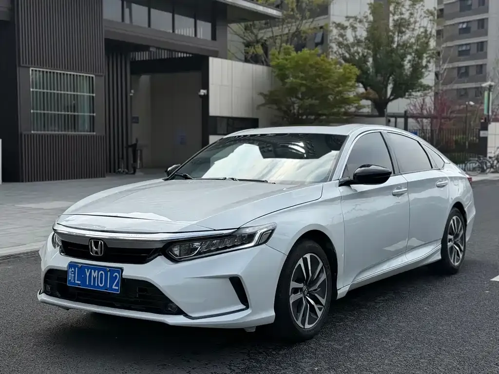 Honda Inspire — фото 1