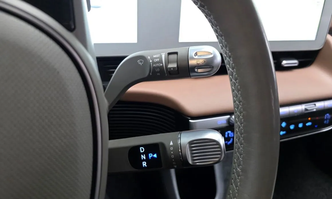 Hyundai Ioniq5 — фото 2