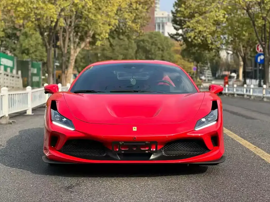 Ferrari F8 — фото 6