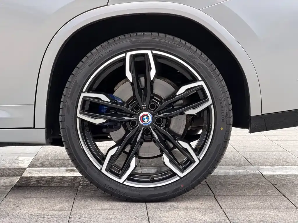 BMW X4 M40i — фото 7