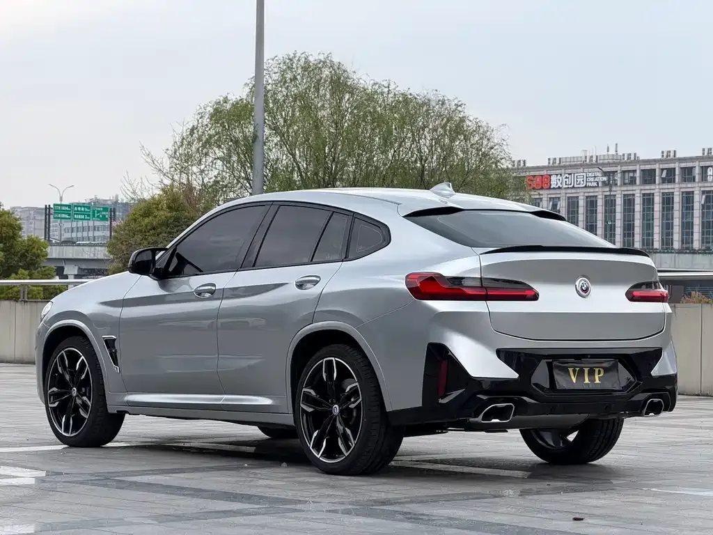 BMW X4 M40i — фото 4