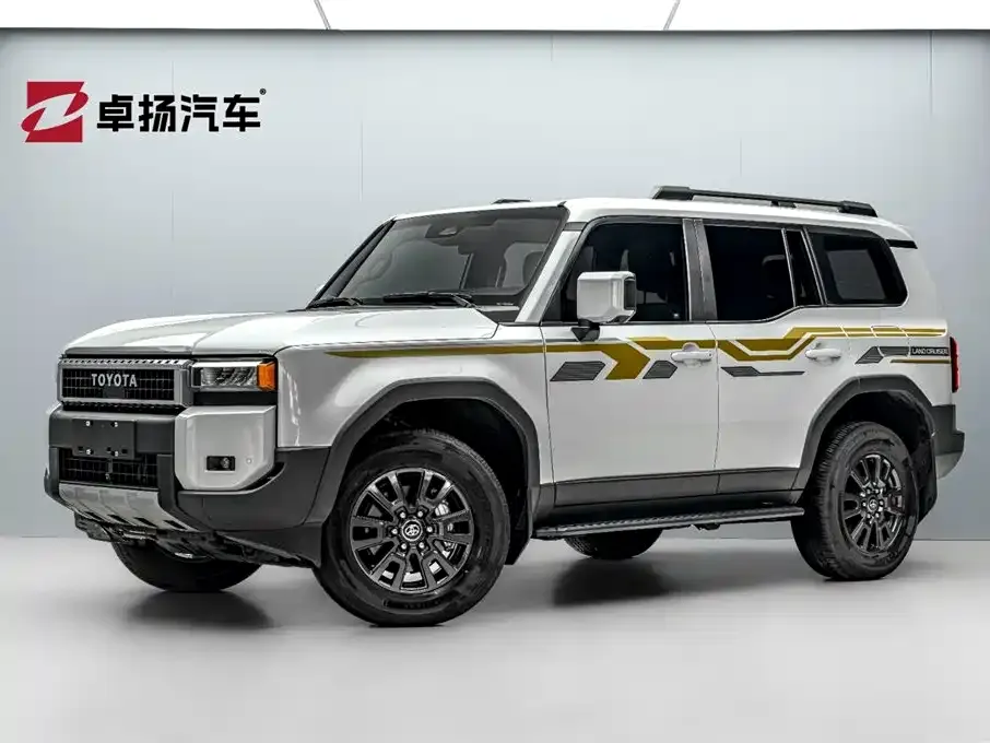 Toyota Prado — фото 1