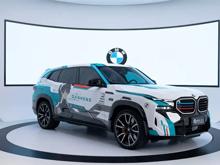 BMW XM — фото 5