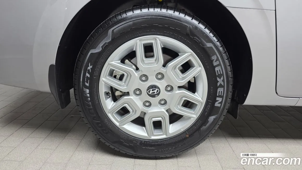 Hyundai Staria — фото 7