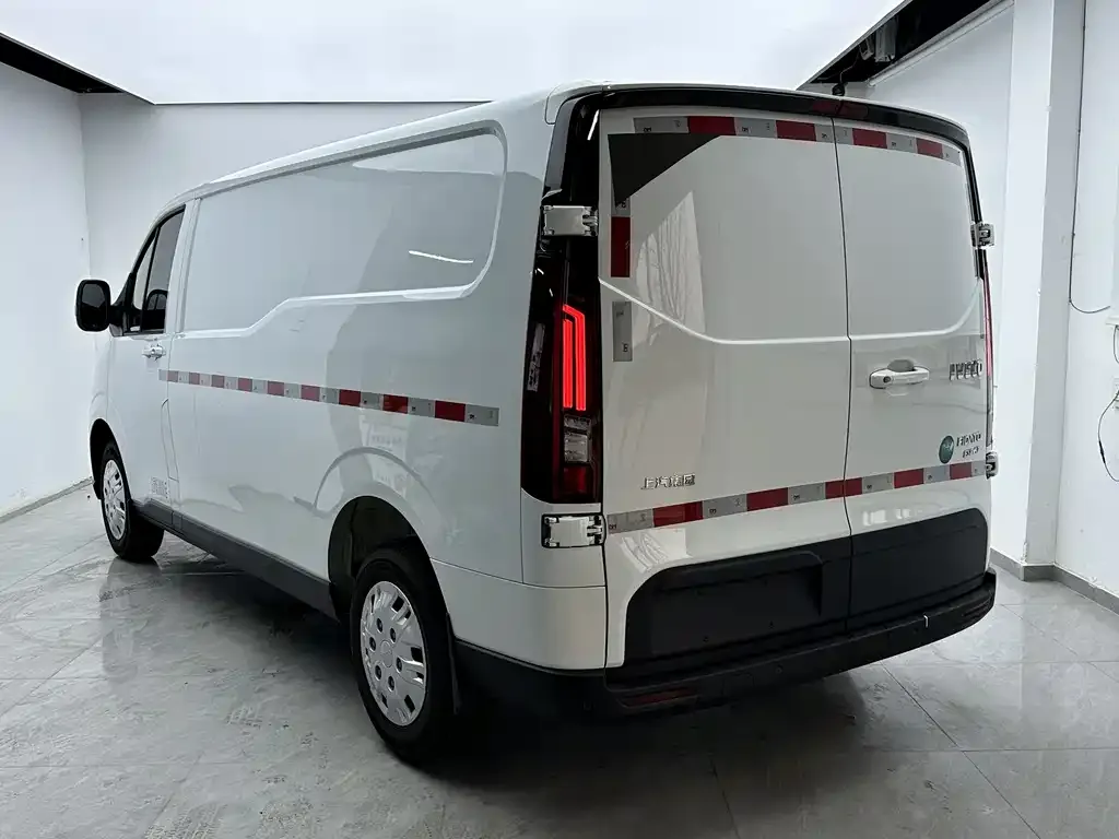 IVECO Juxing — фото 6