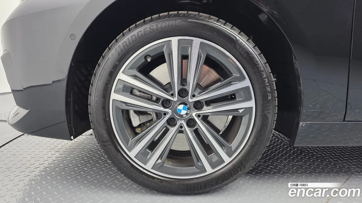 BMW 2-Series — фото 10