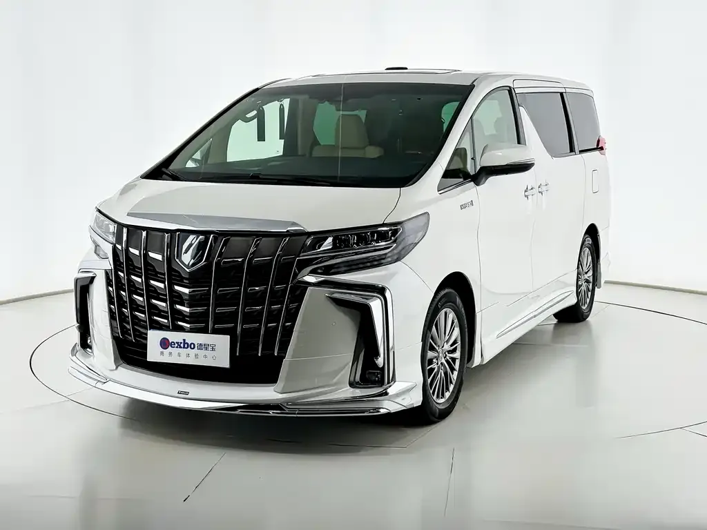 Toyota Vellfire — фото 1
