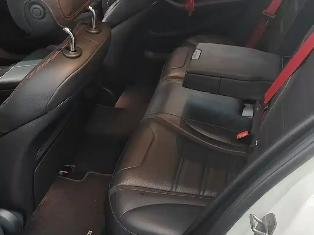 Mercedes-Benz C-Class AMG — фото 2