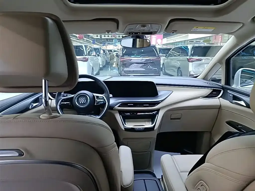 Buick GL8 Hybrid — фото 3