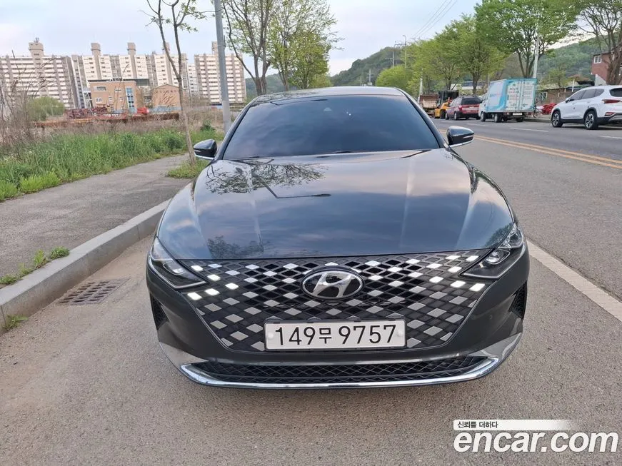 Hyundai Grandeur — фото 1