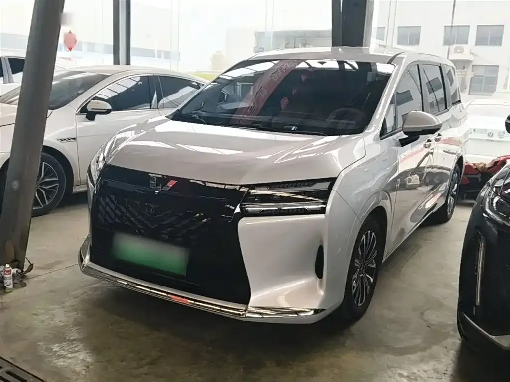 Wuling Starlight 730 New Energy — фото 4