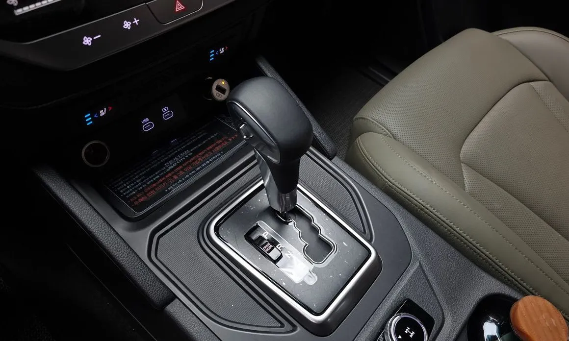 KG Mobility (Ssangyong) Rexton — фото 3