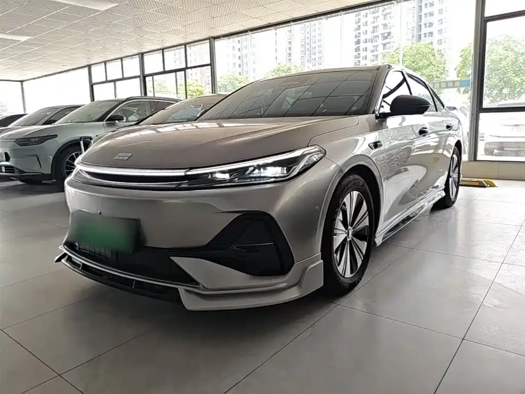 Geely Galaxy A7 — фото 1