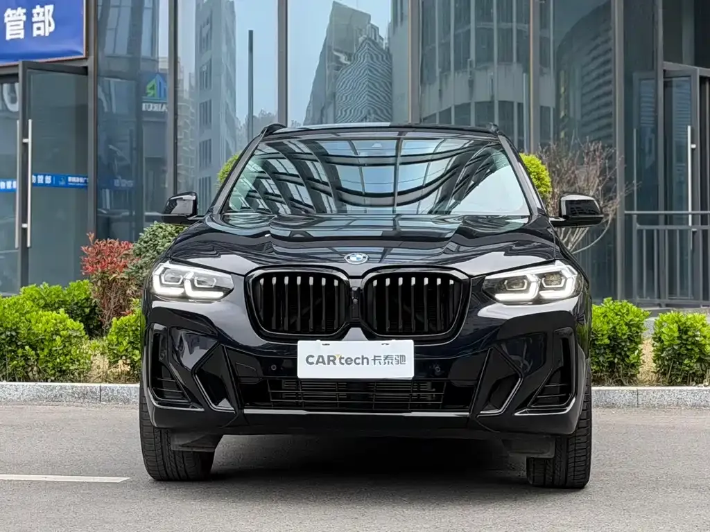 BMW X3 — фото 10