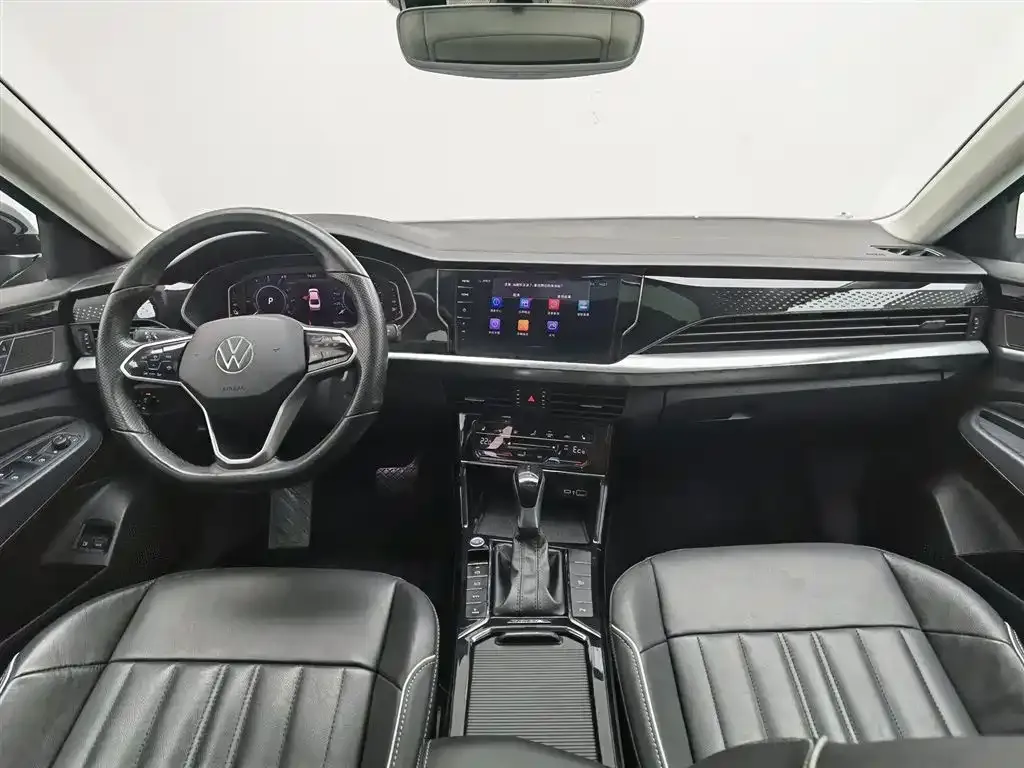 Volkswagen Passat New Energy — фото 8