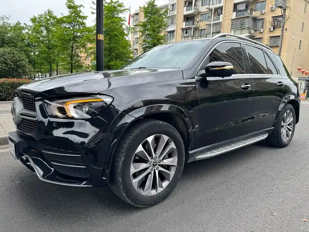 Mercedes-Benz GLE — фото 9