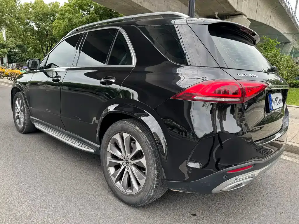 Mercedes-Benz GLE — фото 7