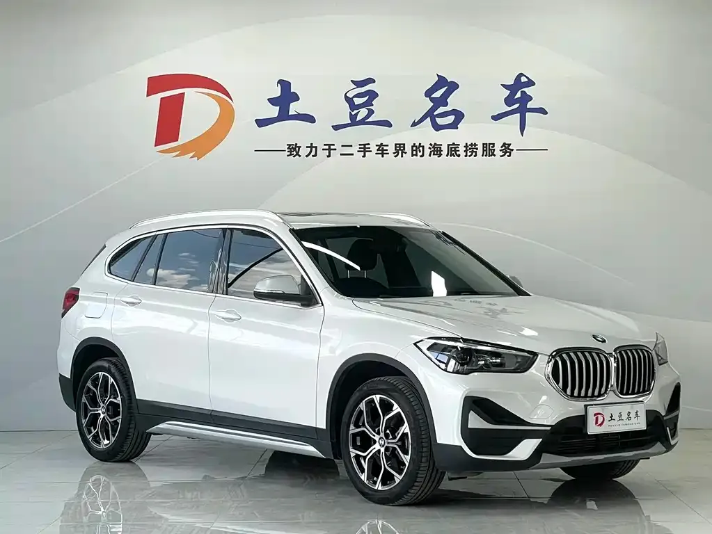 BMW X1 — фото 9