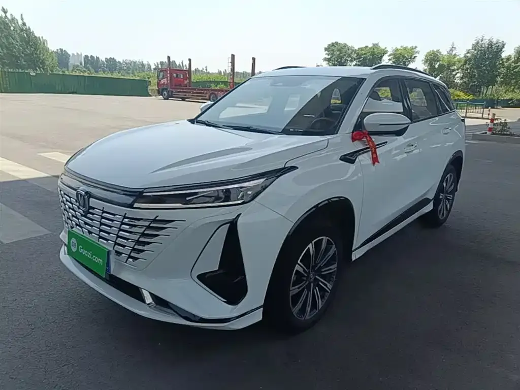 Changan CS75PLUS — фото 1