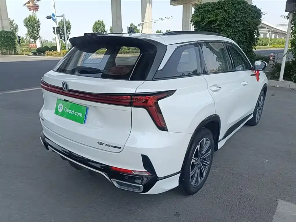 Changan CS75PLUS — фото 10