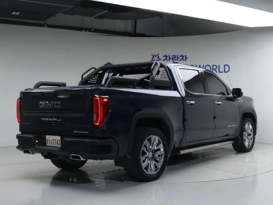 GMC Sierra — фото 9