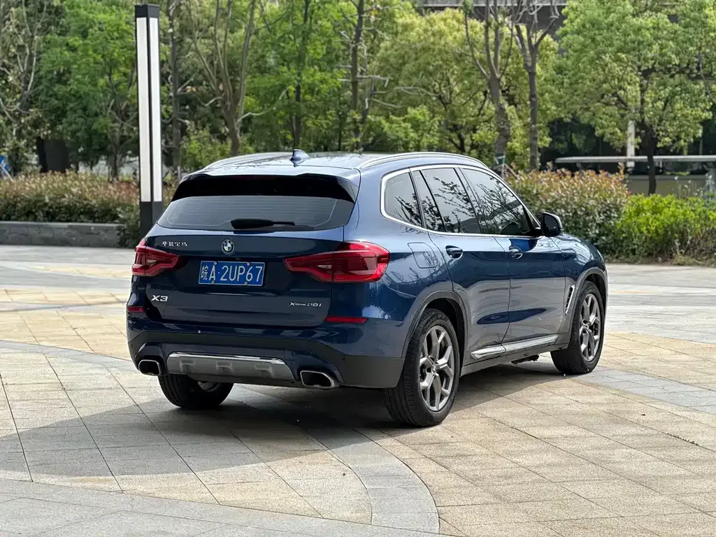 BMW X3 — фото 2