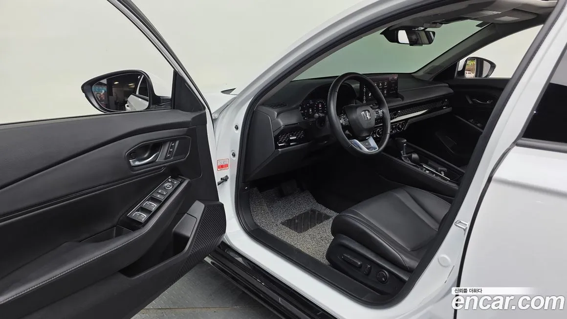 Honda Accord — фото 6