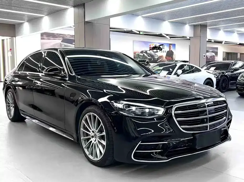 Mercedes-Benz S-Class — фото 1