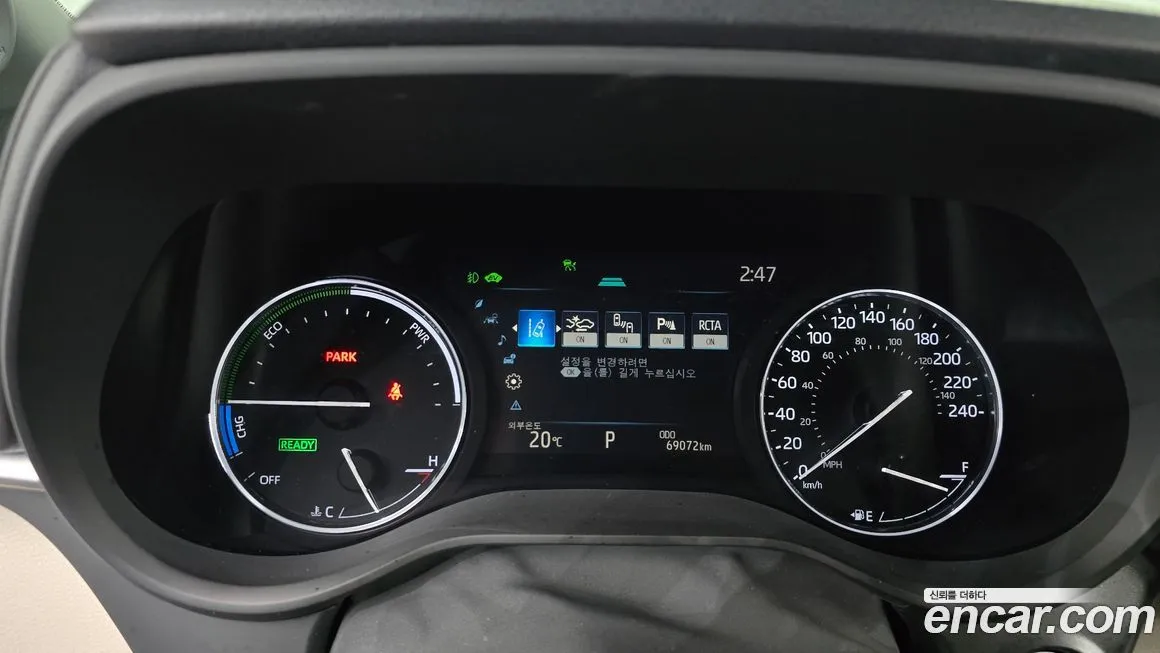 Toyota Sienna — фото 2