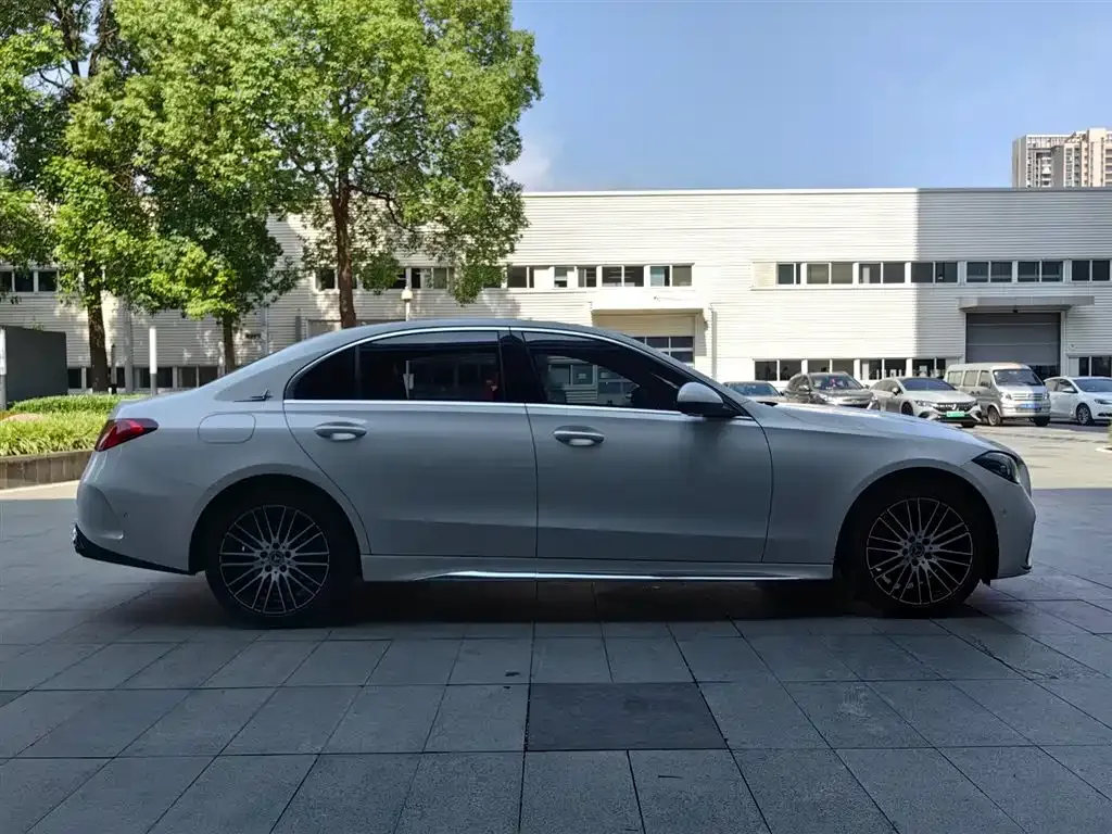 Mercedes-Benz C-Class — фото 10