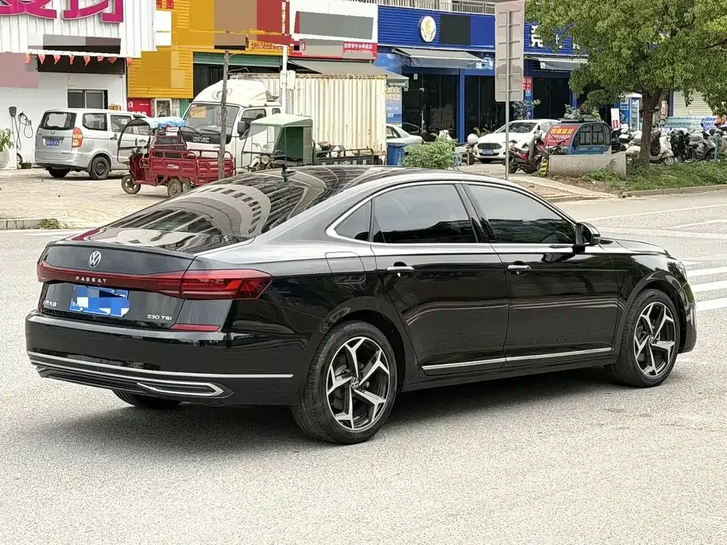 Volkswagen Passat — фото 5