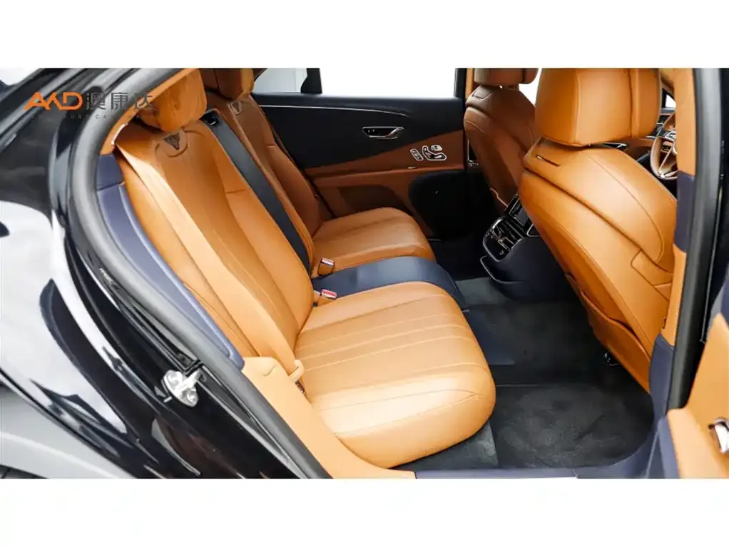 Bentley Flying Spur — фото 6