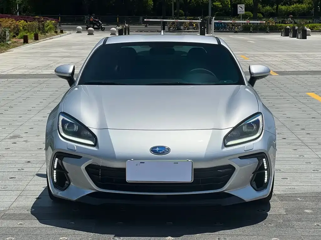 Subaru BRZ — фото 4