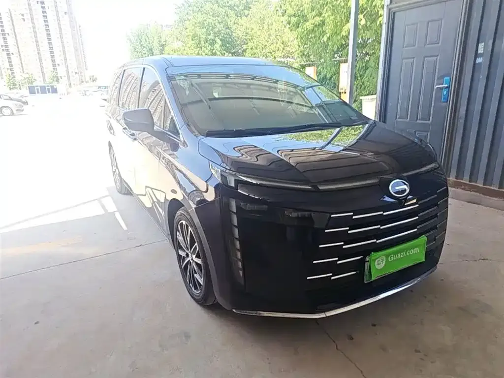 GAC Motor E8 Hybrid — фото 9
