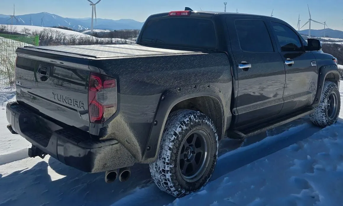 Toyota Tundra — фото 8