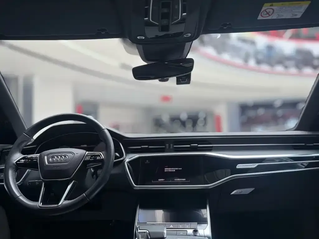 Audi A6L — фото 2