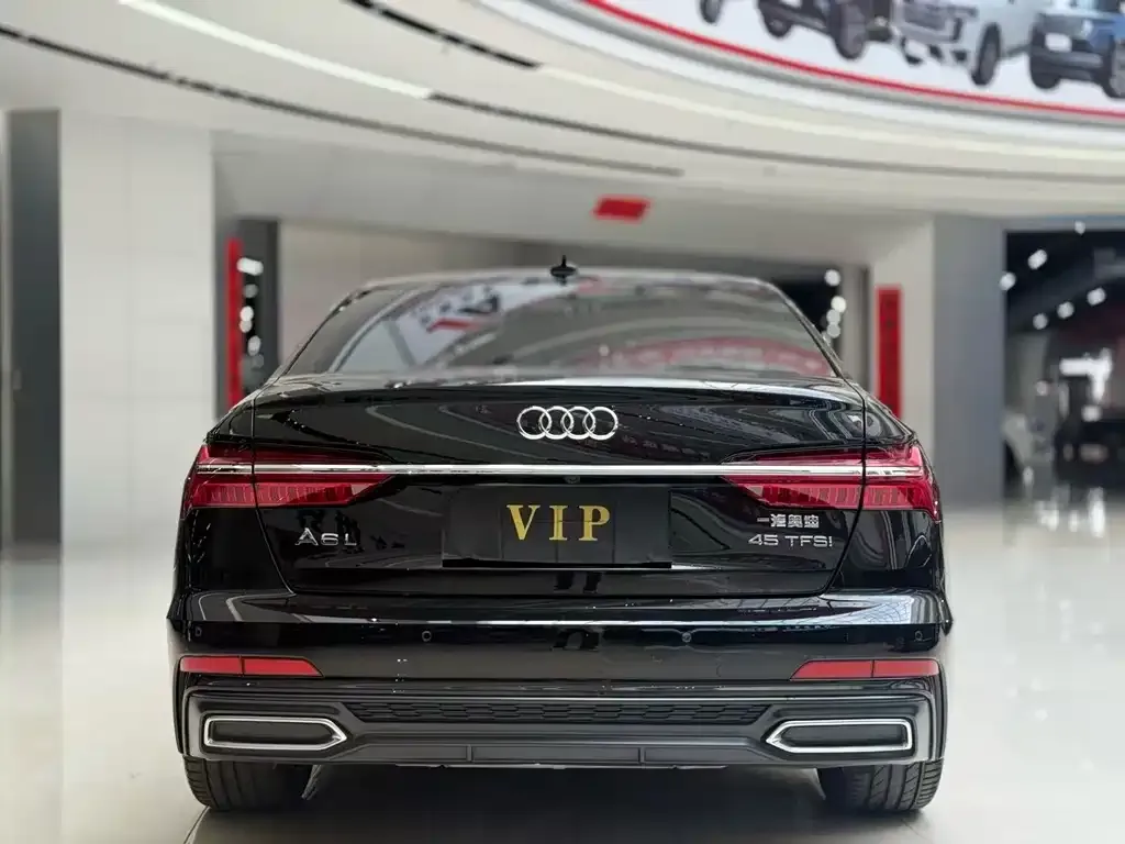 Audi A6L — фото 5