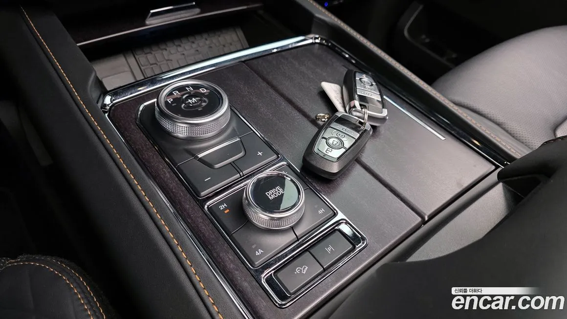 Ford Expedition — фото 10